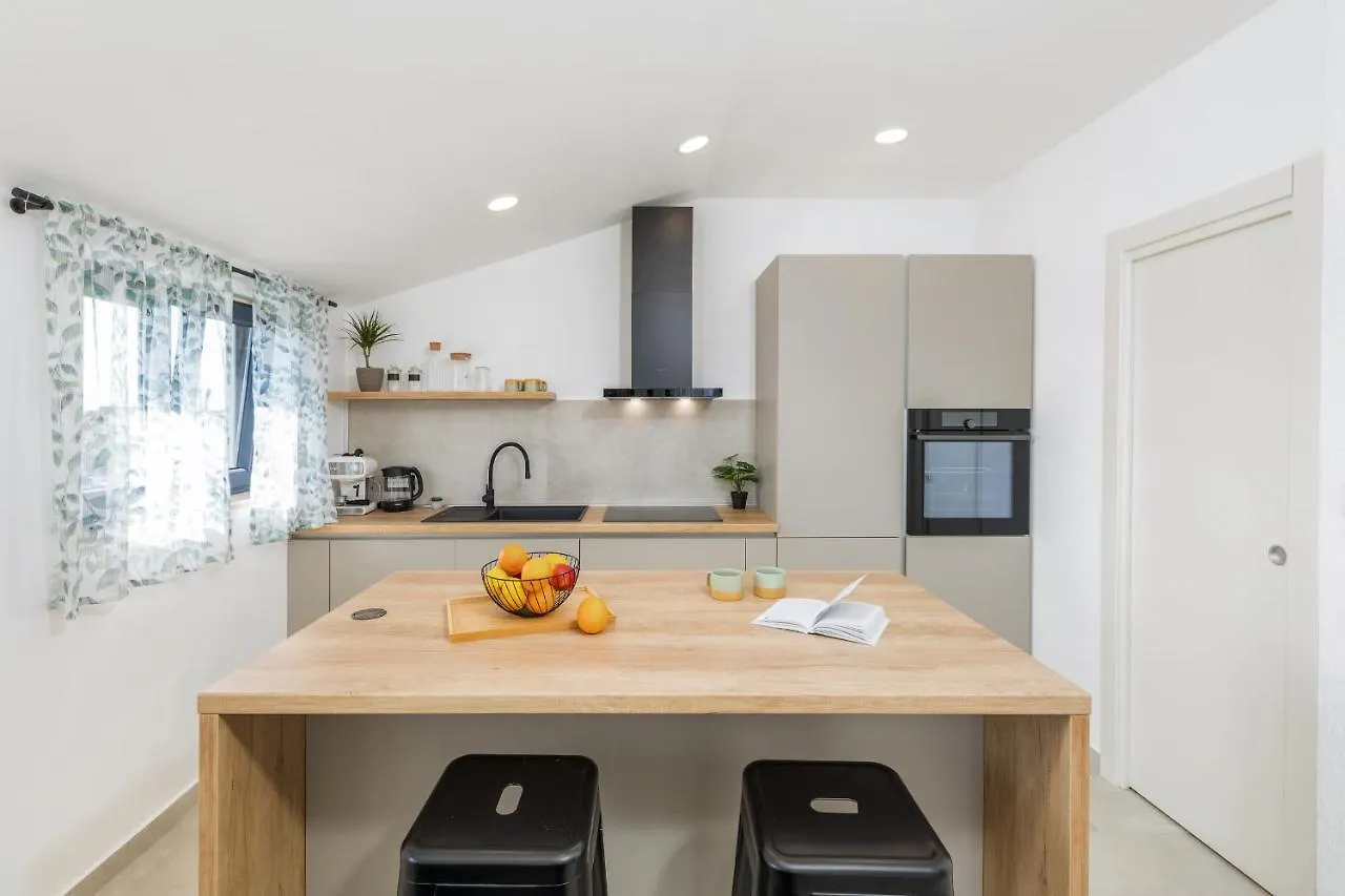 Apartment Letizia Fazana Croatia